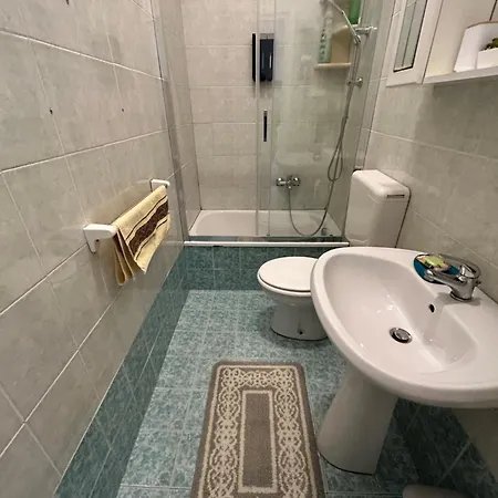 Cuddly Apt, Comodo Per Coppie E Parcheggio Apartament
